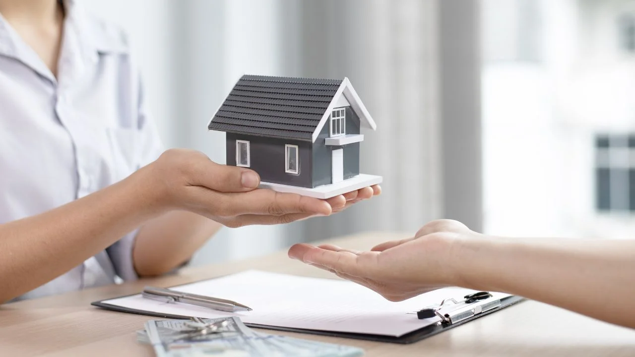 Understanding Your Property Insurance Policy in Miami